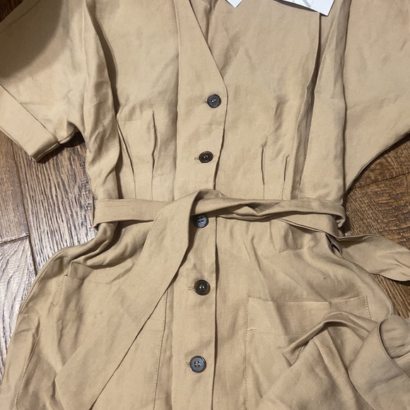 Zara Pleated Button Down Dress - Picture 4 of 7